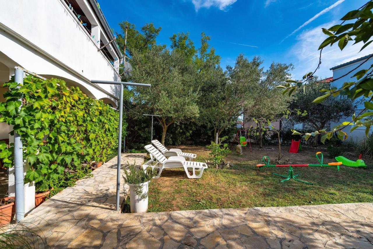 Apartments With A Parking Space Nin, Zadar - 10414 Экстерьер фото