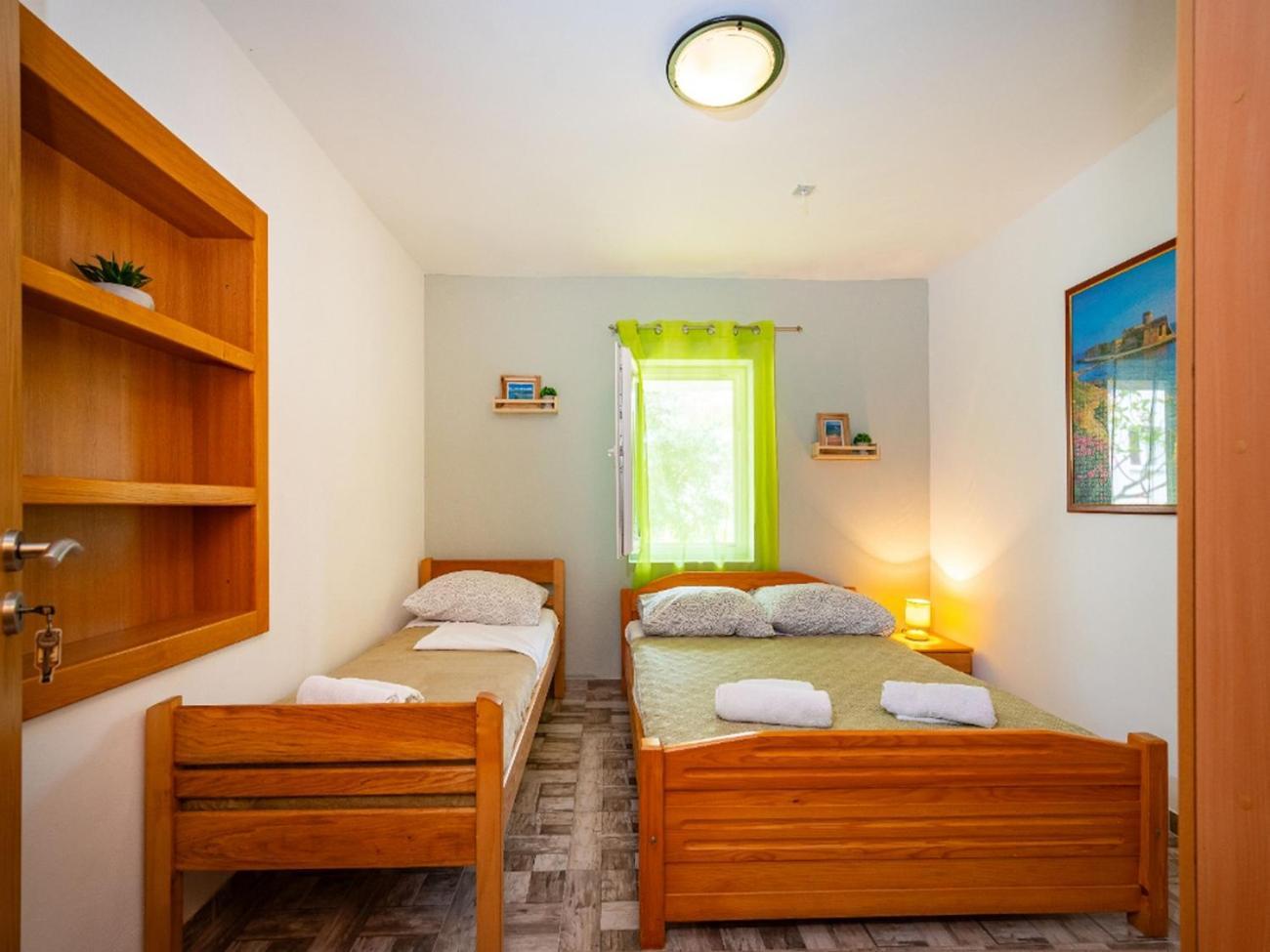 Apartments With A Parking Space Nin, Zadar - 10414 Экстерьер фото